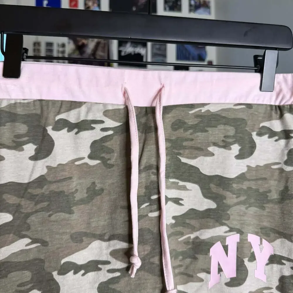 Forever 21 Camouflage Print Mini Skort Green Pink NY